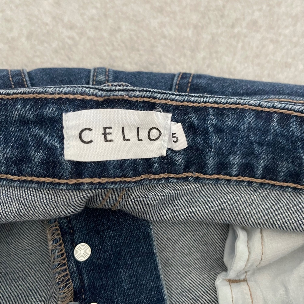 Cello Flare Jeans Size 5 Distressed‎ Knee High Rise Button Fly Y2K Western Style - Picture 8 of 13